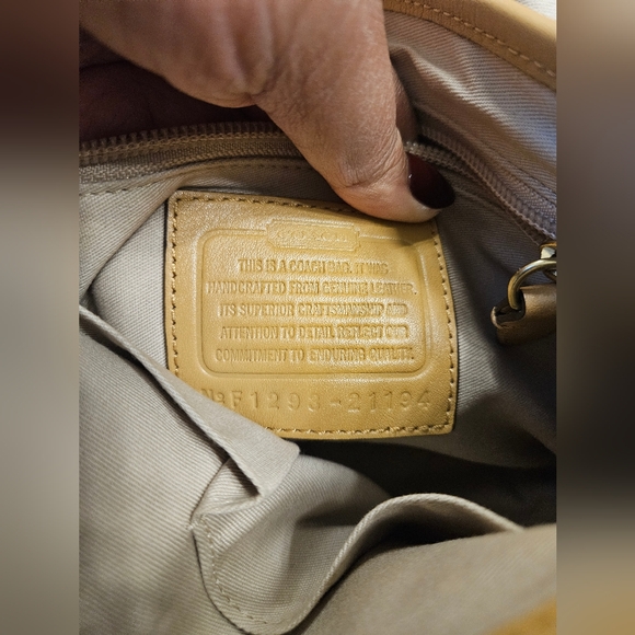 Coach Rambler Reissue - Picture 7 of 7